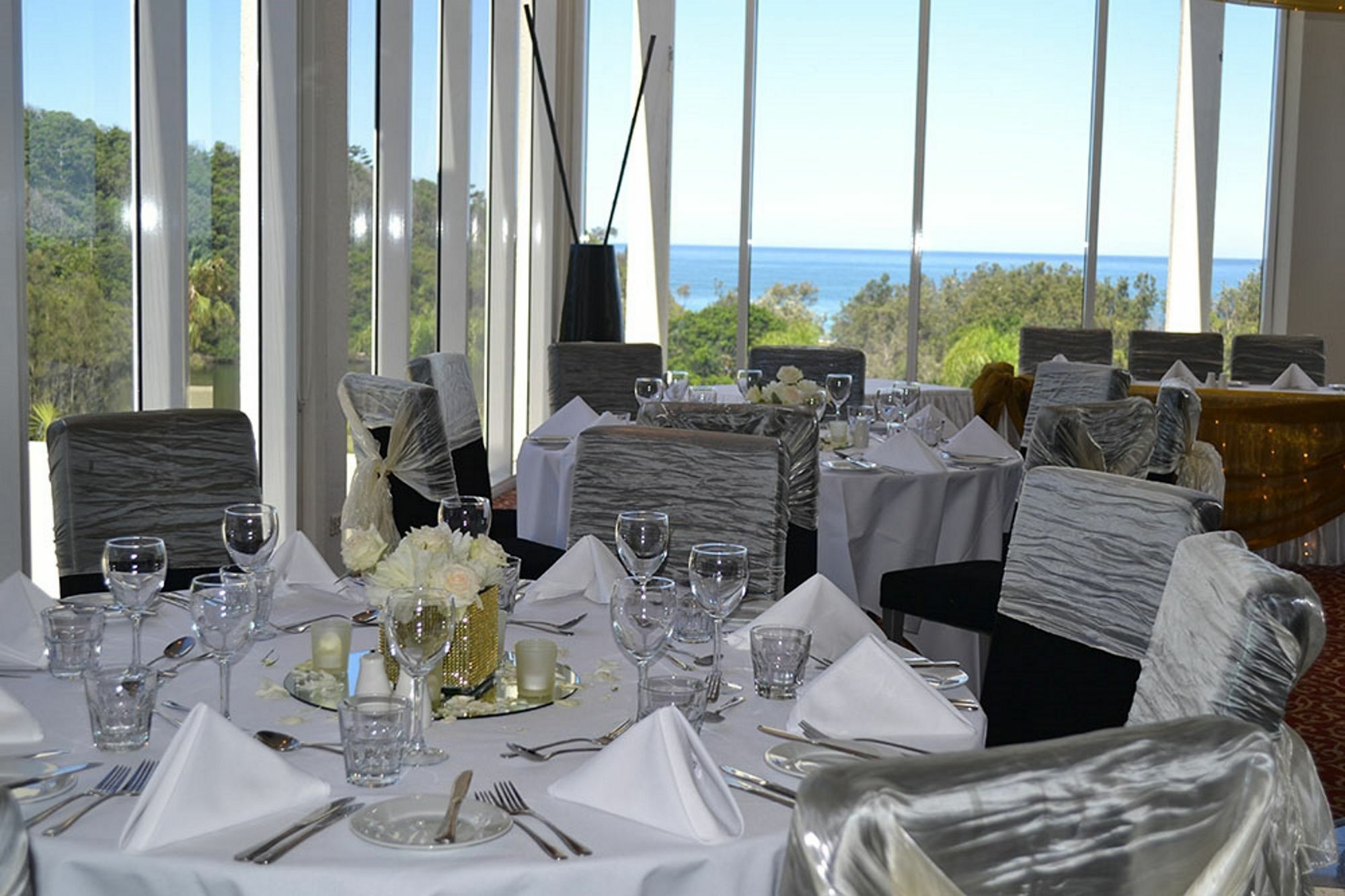 Absolute Beachfront Opal Cove Resort Korora Εξωτερικό φωτογραφία